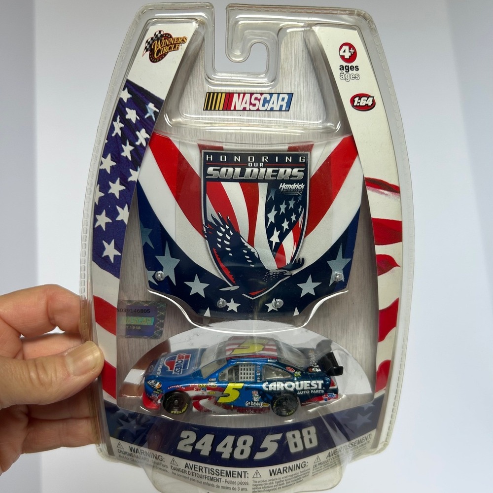 Winners Circle NASCAR 1/64 Scale Carquest #5 Honoring Our Soldiers‎ Hendrick